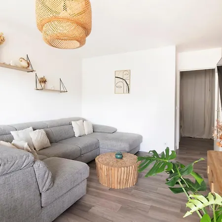Διαμέρισμα Chic Flat Near Paris & Noisy-le-Grand